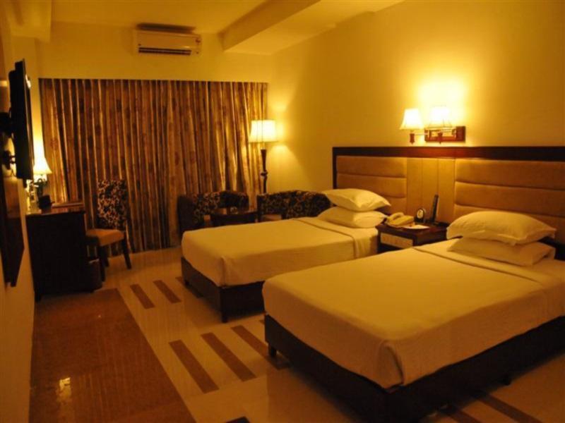 Rr Inn Palayankottai Ngoại thất bức ảnh
